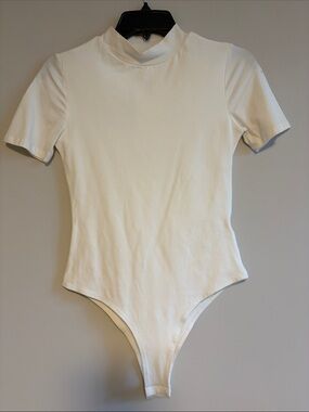 GB girls Cream Short-Sleeve Mock Neck Bodysuit